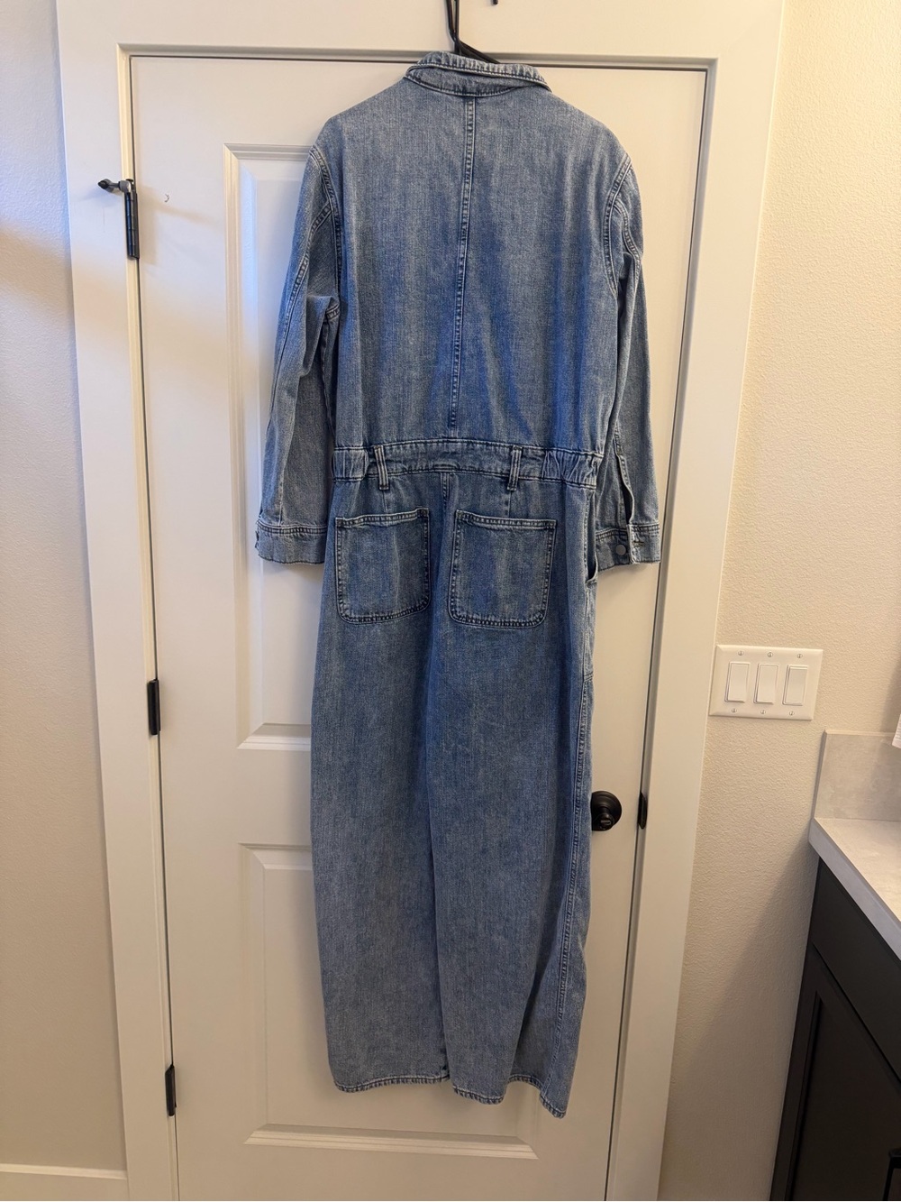 Universal Thread Women's Long Sleeve Denim Jumpsuit (12R) - Picture 3 of 5